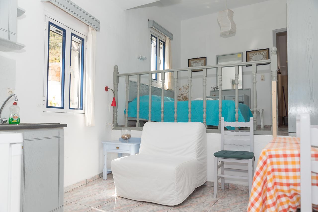 Captain Manos Studio Apartments Grikos Bay  Exterior foto