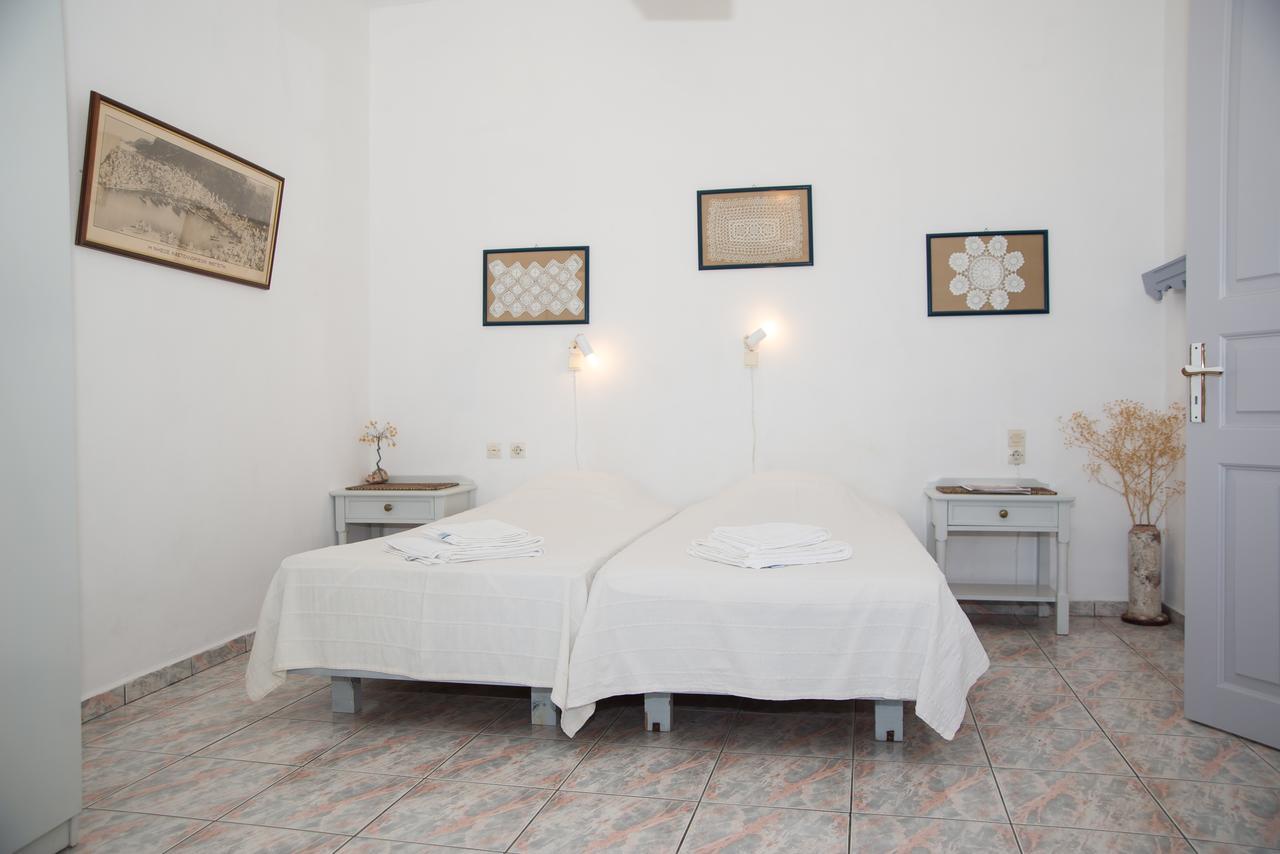 Captain Manos Studio Apartments Grikos Bay  Exterior foto