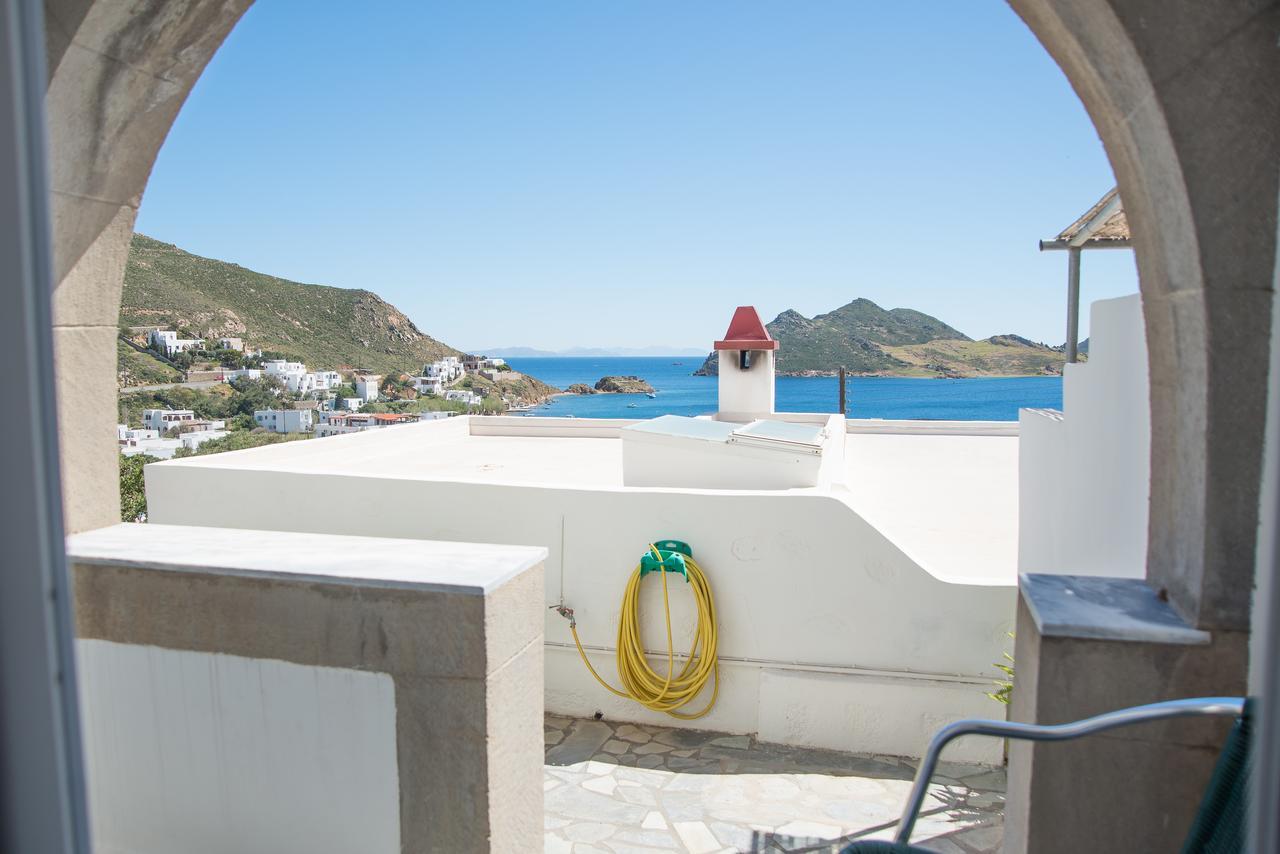 Captain Manos Studio Apartments Grikos Bay  Exterior foto