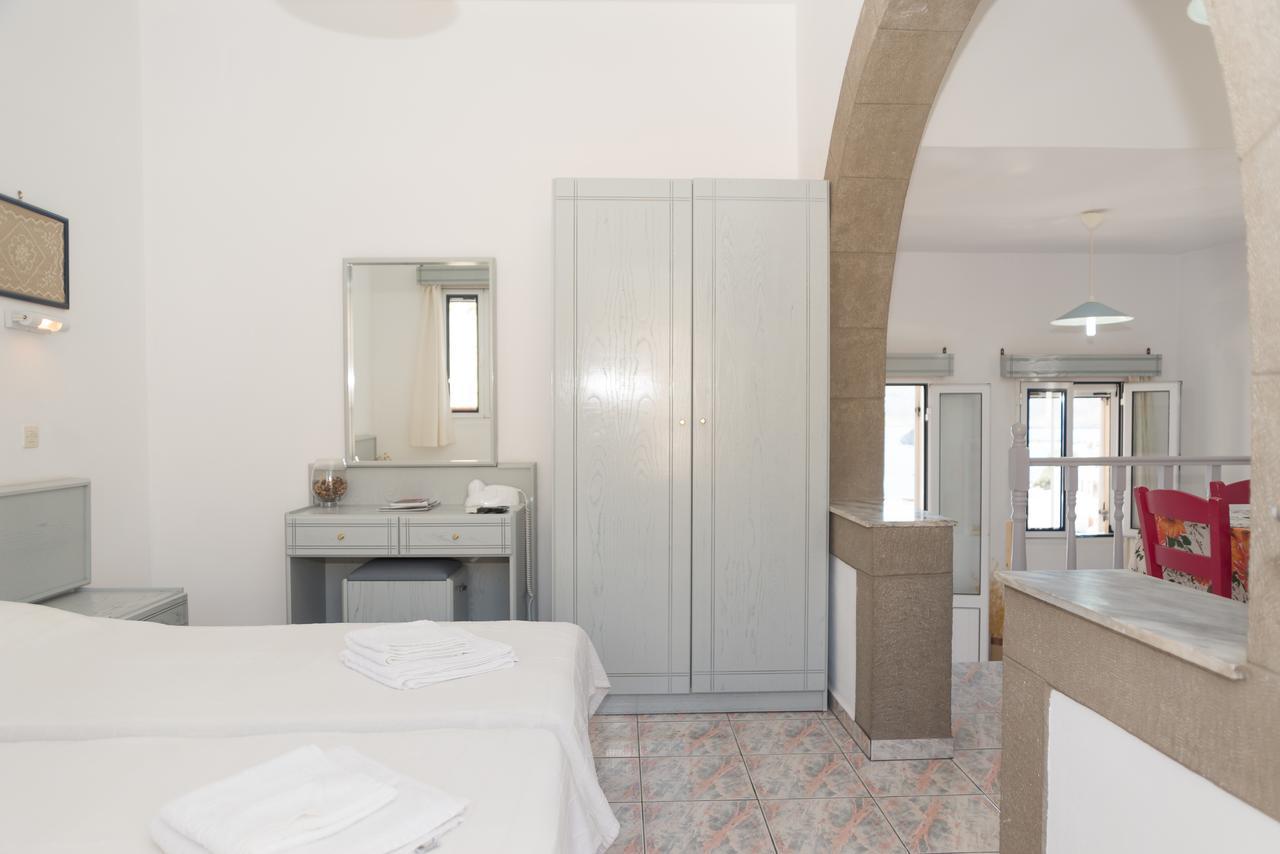Captain Manos Studio Apartments Grikos Bay  Exterior foto