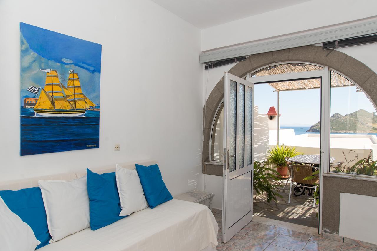 Captain Manos Studio Apartments Grikos Bay  Exterior foto